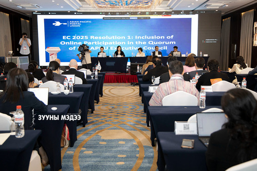 Шуудан холбооны удирдах зөвлөлийн хурал эхэллээ